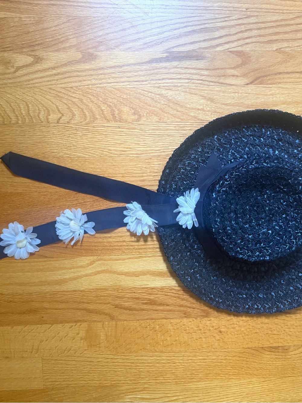 1950s "church hat" with white floral ribbon